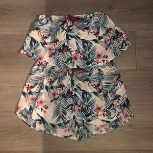 Cute strapless tropical romper